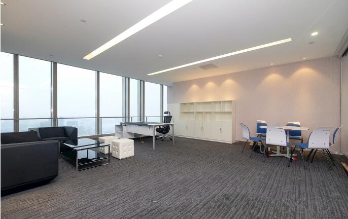 ���̰���